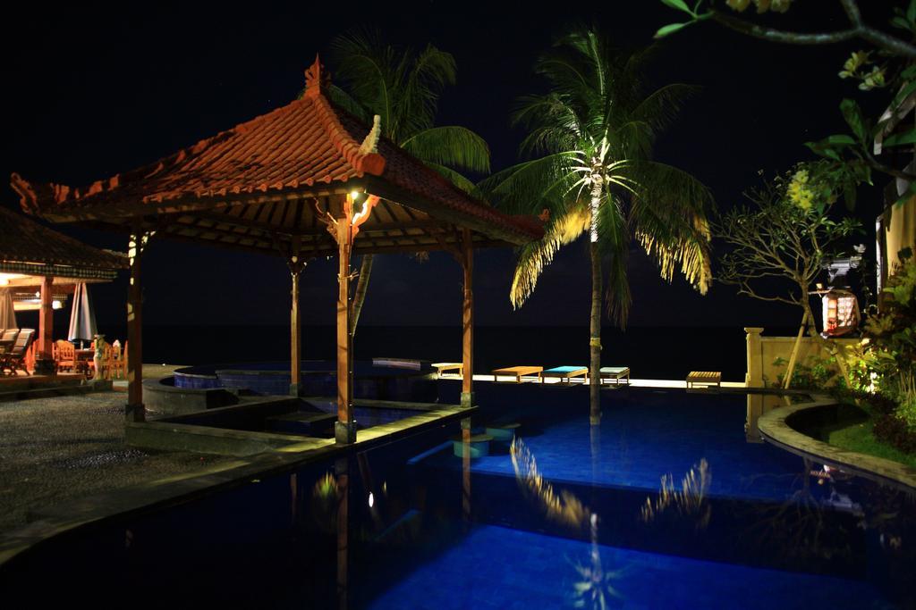 Paradise Palm Beach Bungalows And Dive Center Tulamben Zewnętrze zdjęcie