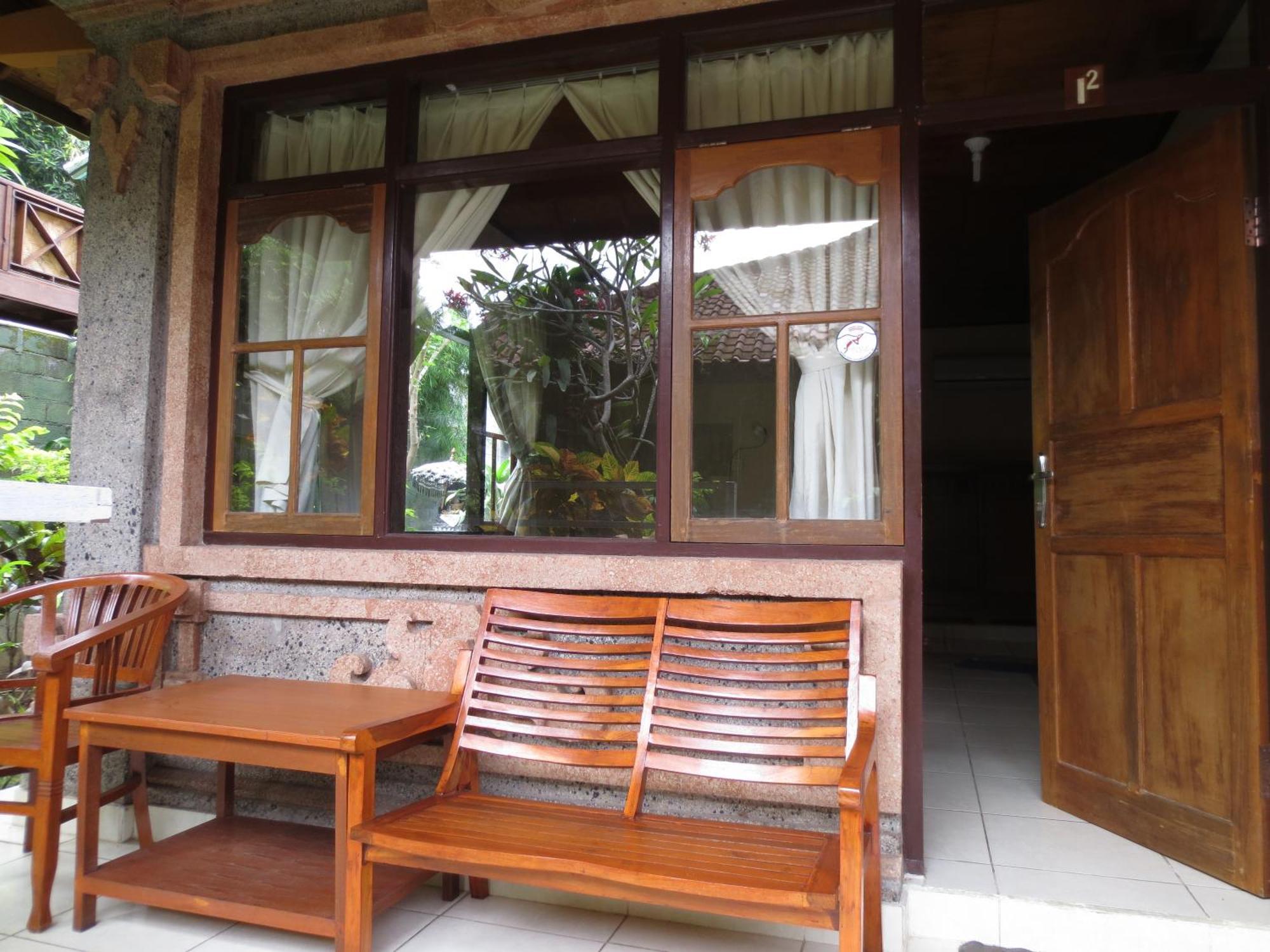Paradise Palm Beach Bungalows And Dive Center Tulamben Zewnętrze zdjęcie
