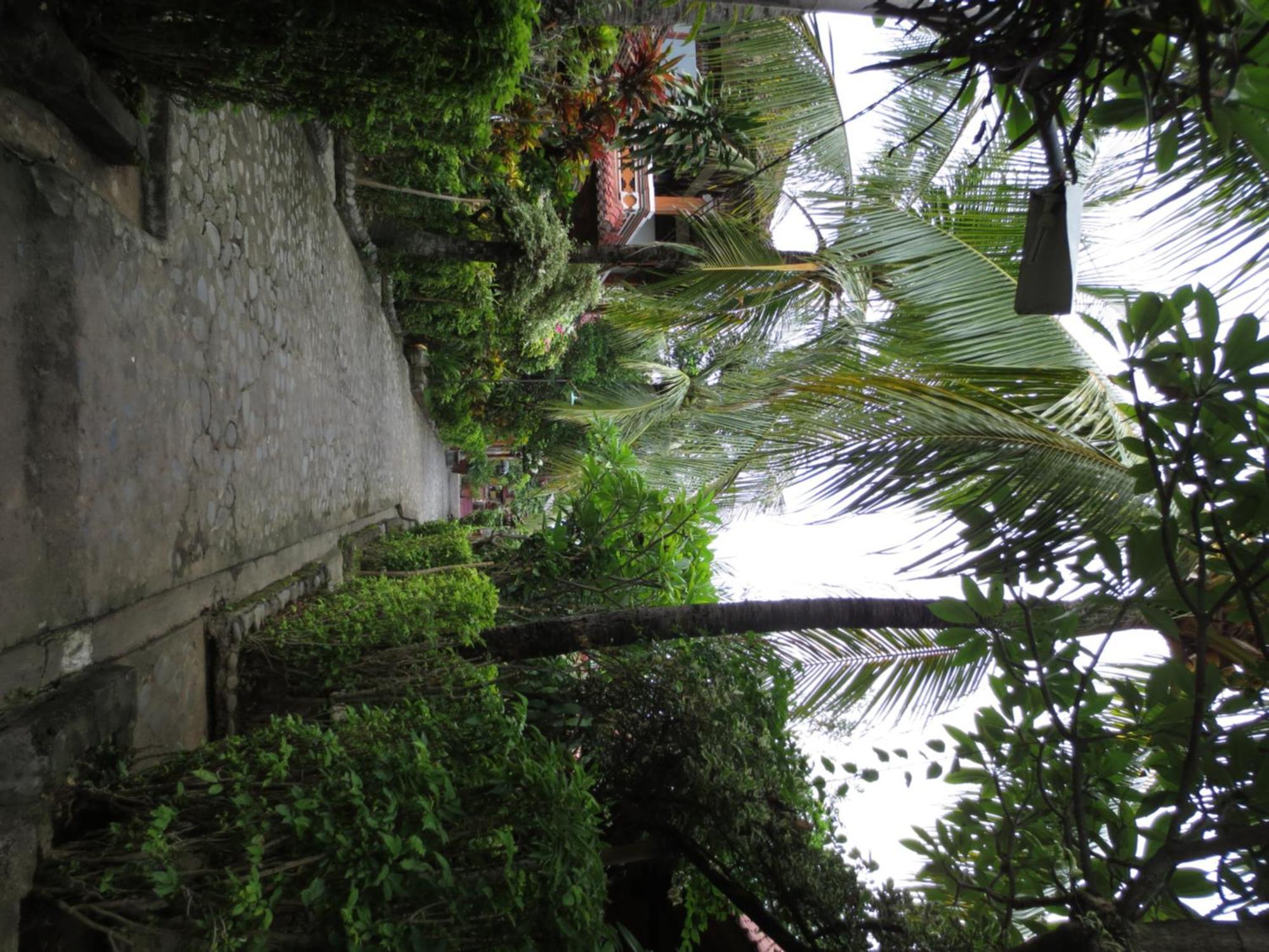 Paradise Palm Beach Bungalows And Dive Center Tulamben Zewnętrze zdjęcie